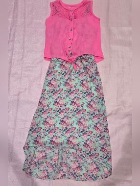 Girls' Pink Lace Tie-Front Top with Floral Maxi Dress